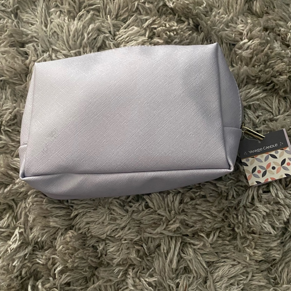 NWT Yankee Candle Zipper Bag